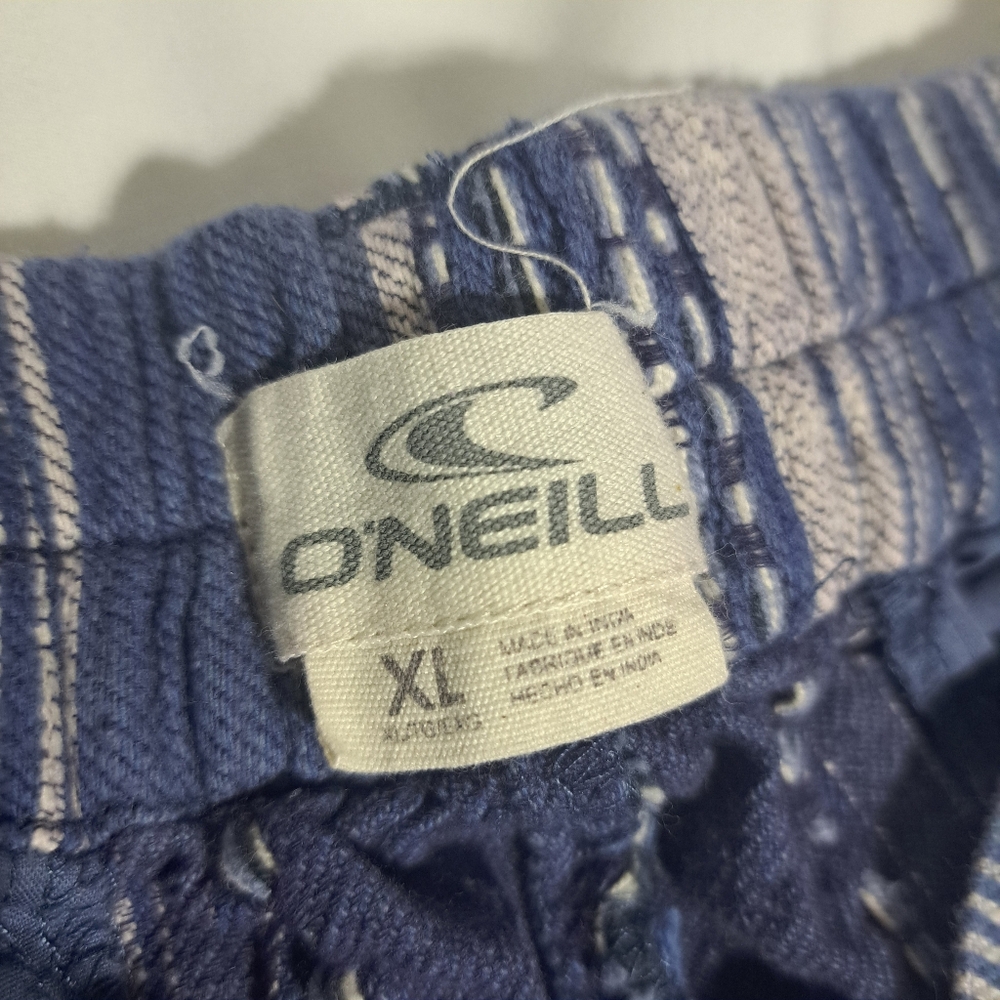 O'Neill Womens XL Blue Striped Shorts Braided Tassle Belt Lightweight Surf Beach - Picture 2 of 6